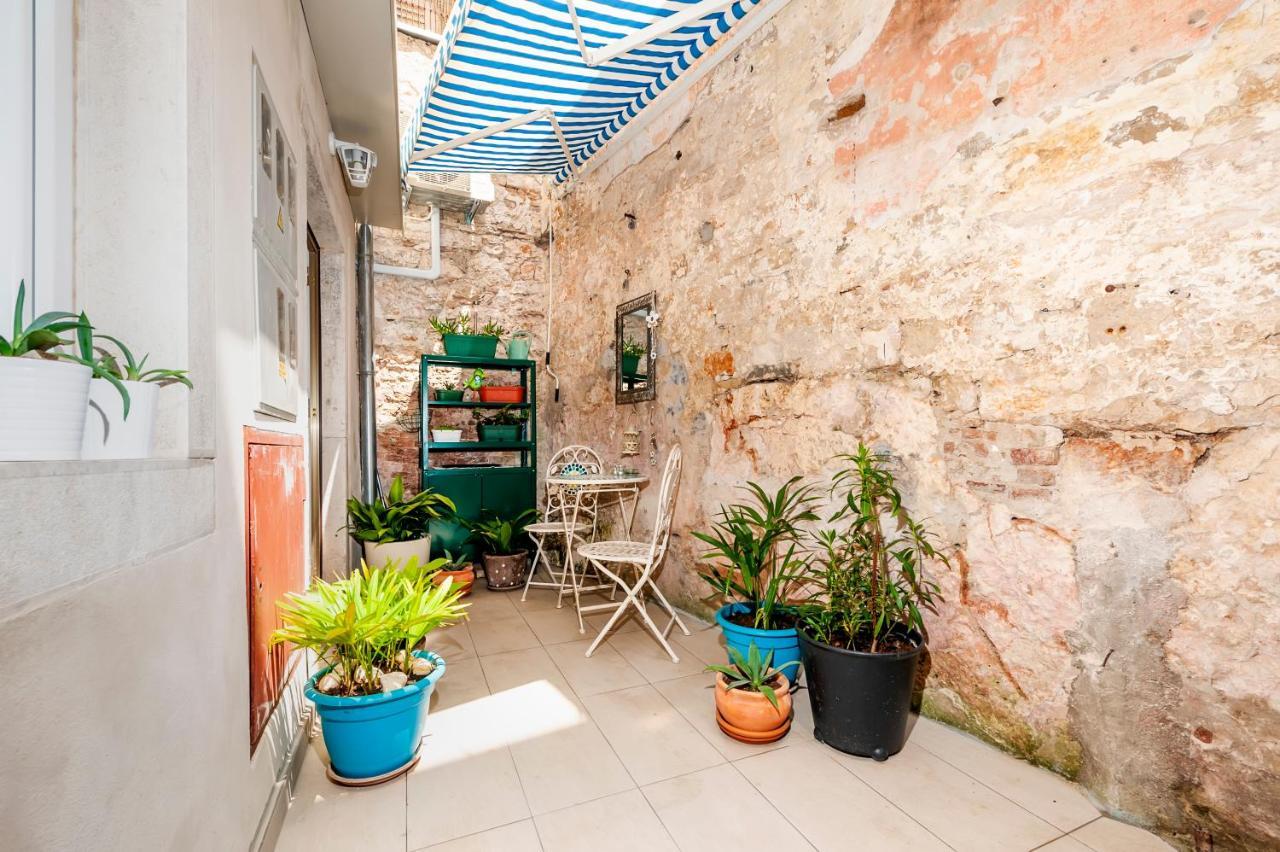 Apartment Amici With Terrace In Center Of Rovinj Exterior foto
